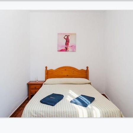Casa Loli Apartment โกนิล เด ลาฟรอนเตรา ภายนอก รูปภาพ