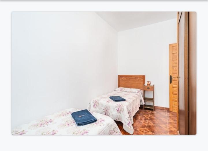 Casa Loli Apartment โกนิล เด ลาฟรอนเตรา ภายนอก รูปภาพ